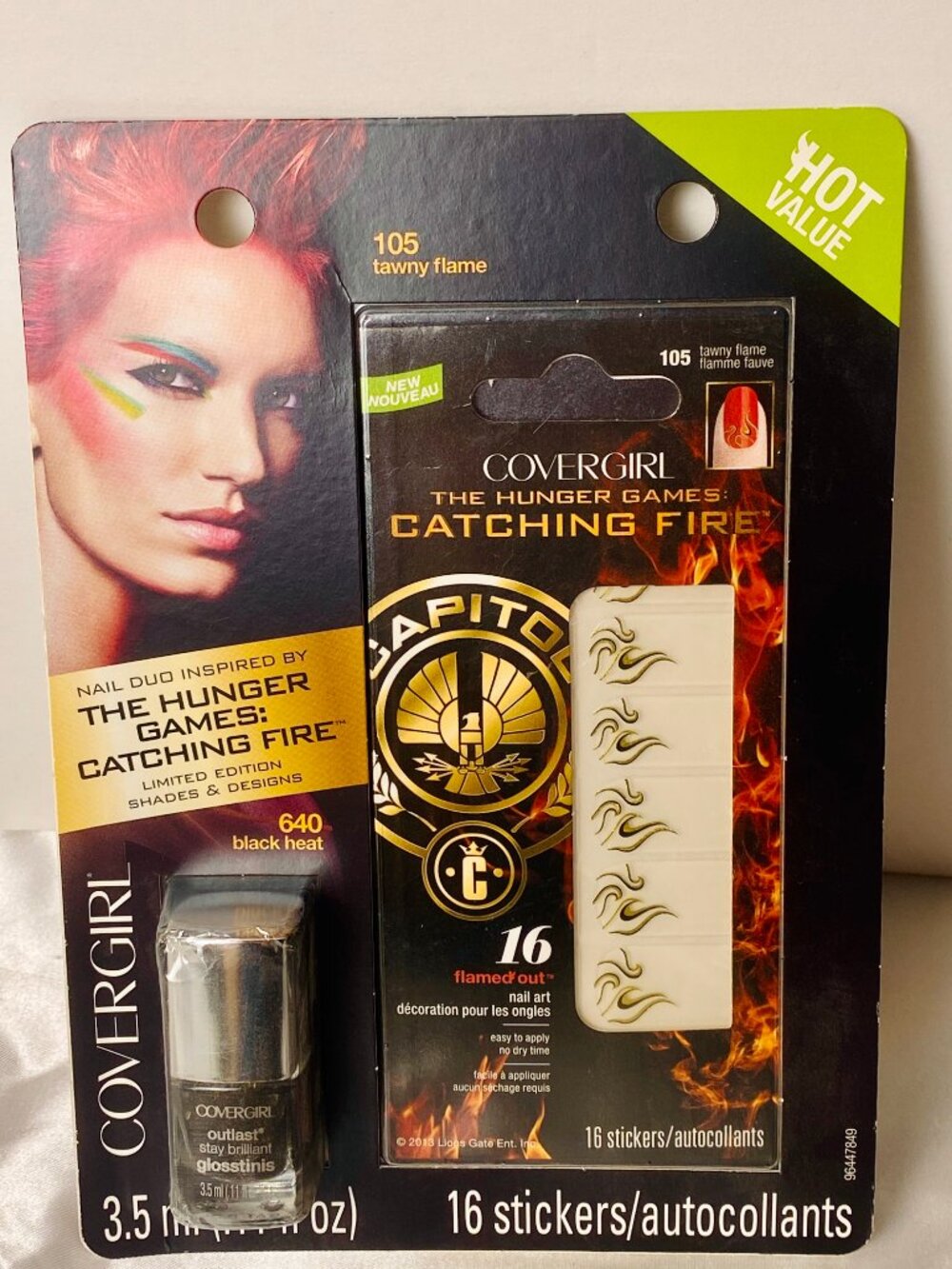 COVERGIRL Hunger Games Catching Fire Nail Duo 640 Black Heat 3.5ml